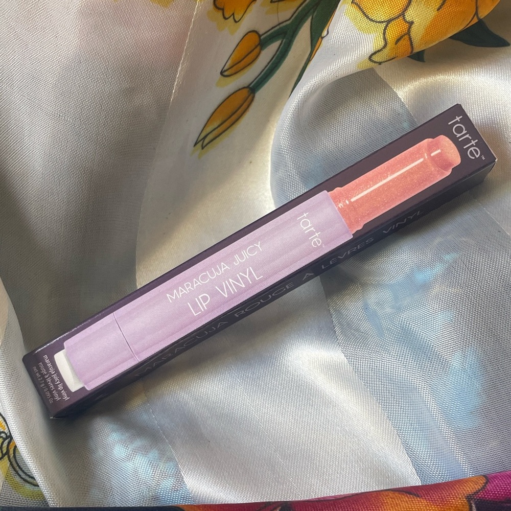 tarte Maracuja Juicy Lip Vinyl — Shimmering Daisy